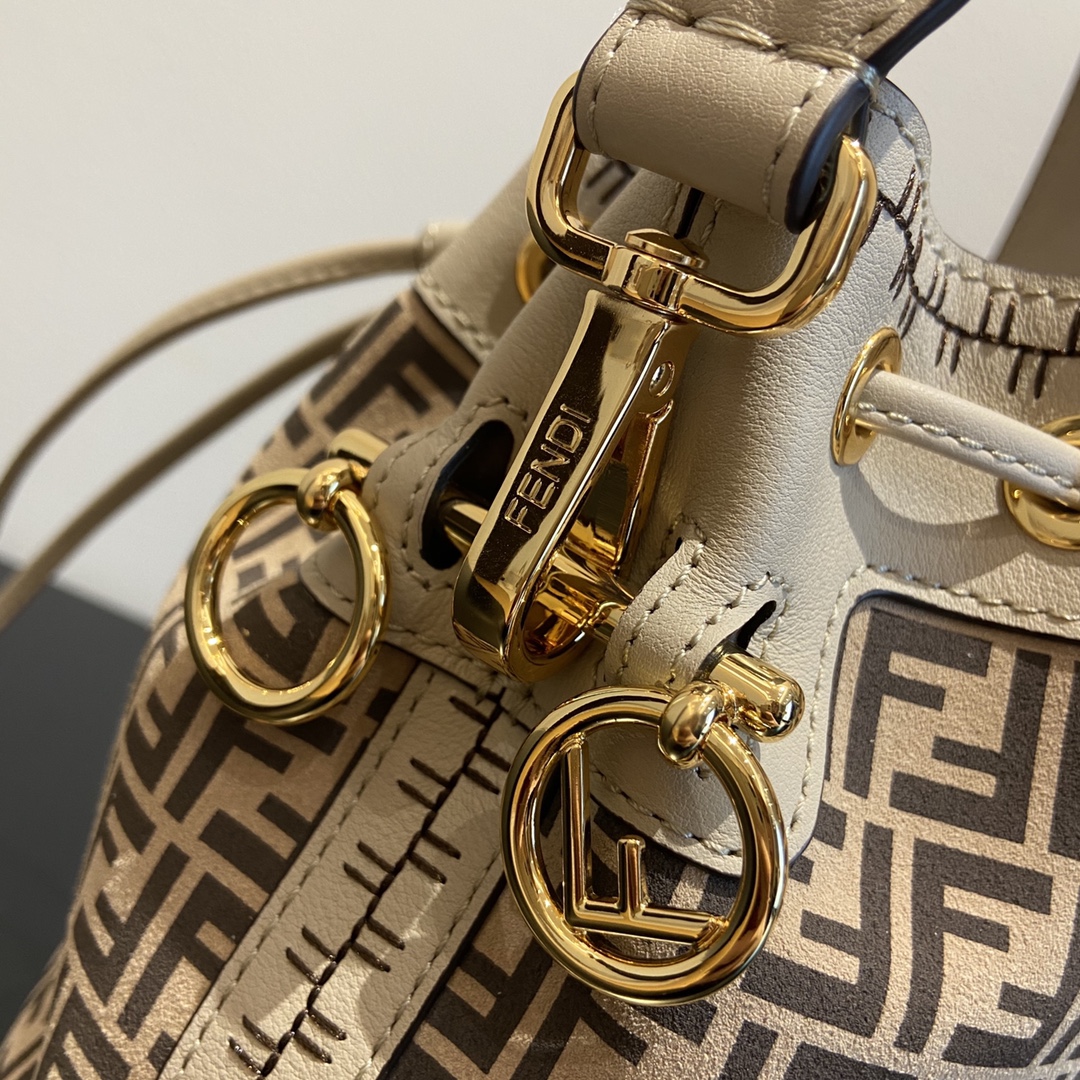 F**di mini mon tresor bag -12x18x10cm