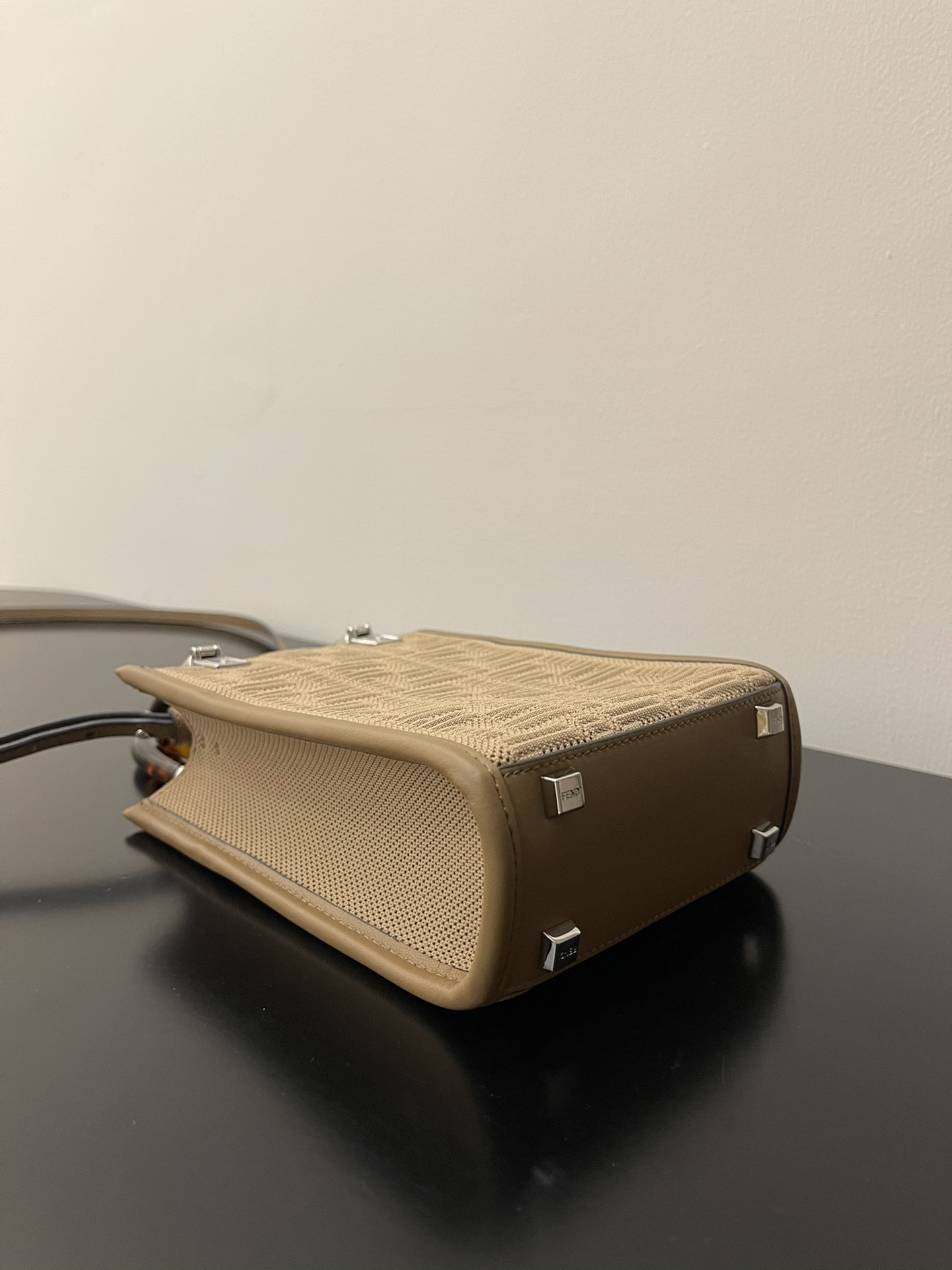 F**di sunshine mini tote -13x6.5x18cm