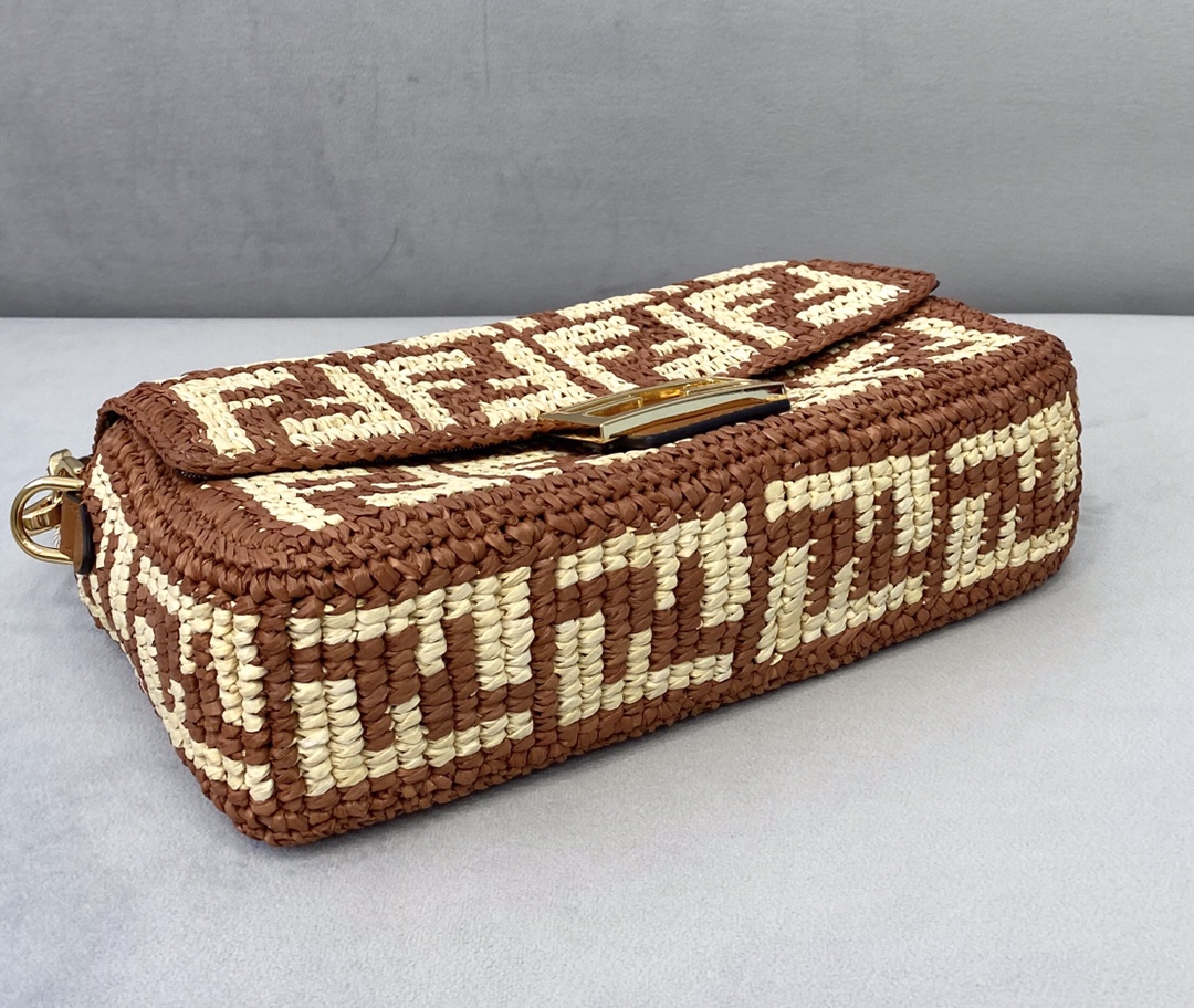 F**di medium baguette bag-26x15x4cm
