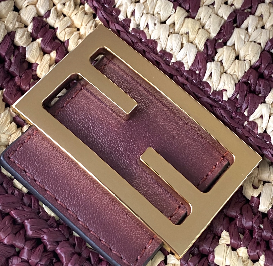 F**di medium baguette bag-26x15x4cm