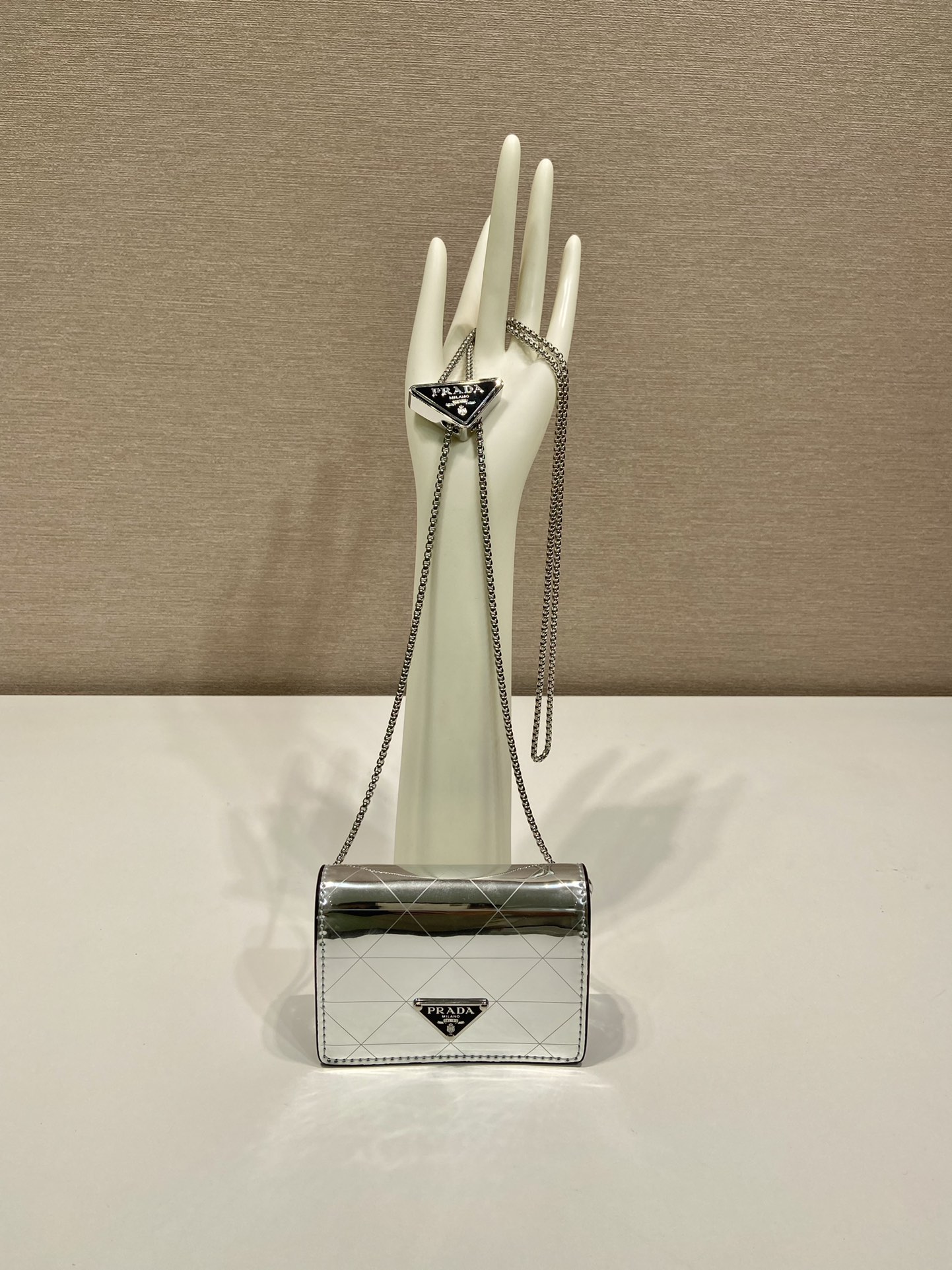 Pra*a 1mr024 glossy small bag-11.5*8cm