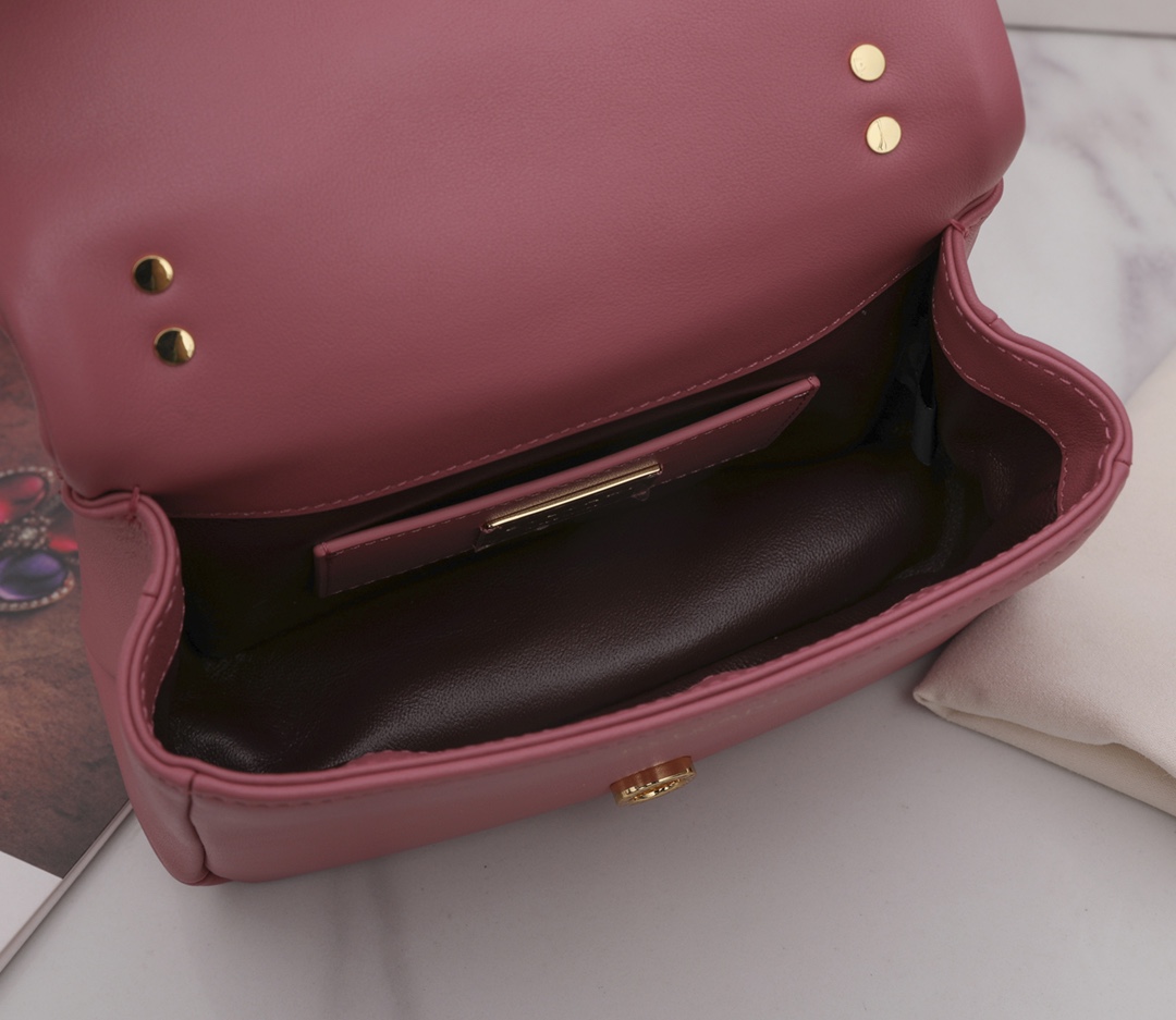 B*l*ai serpenti cabochon bag-18*12*8cm