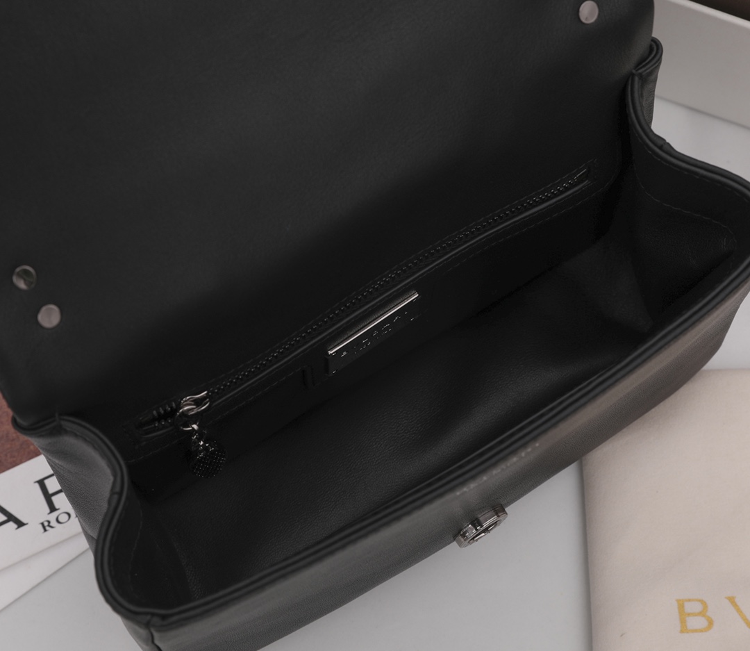 B*l*ai serpenti cabochon bag-22.5 x 15 x 10 cm