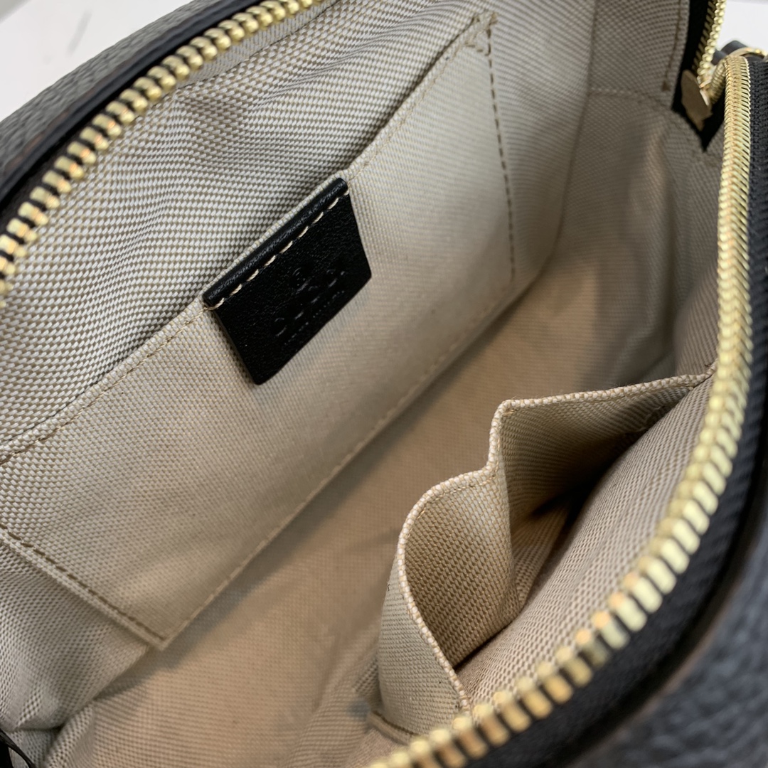 G*u*i soho -21*15*7cm