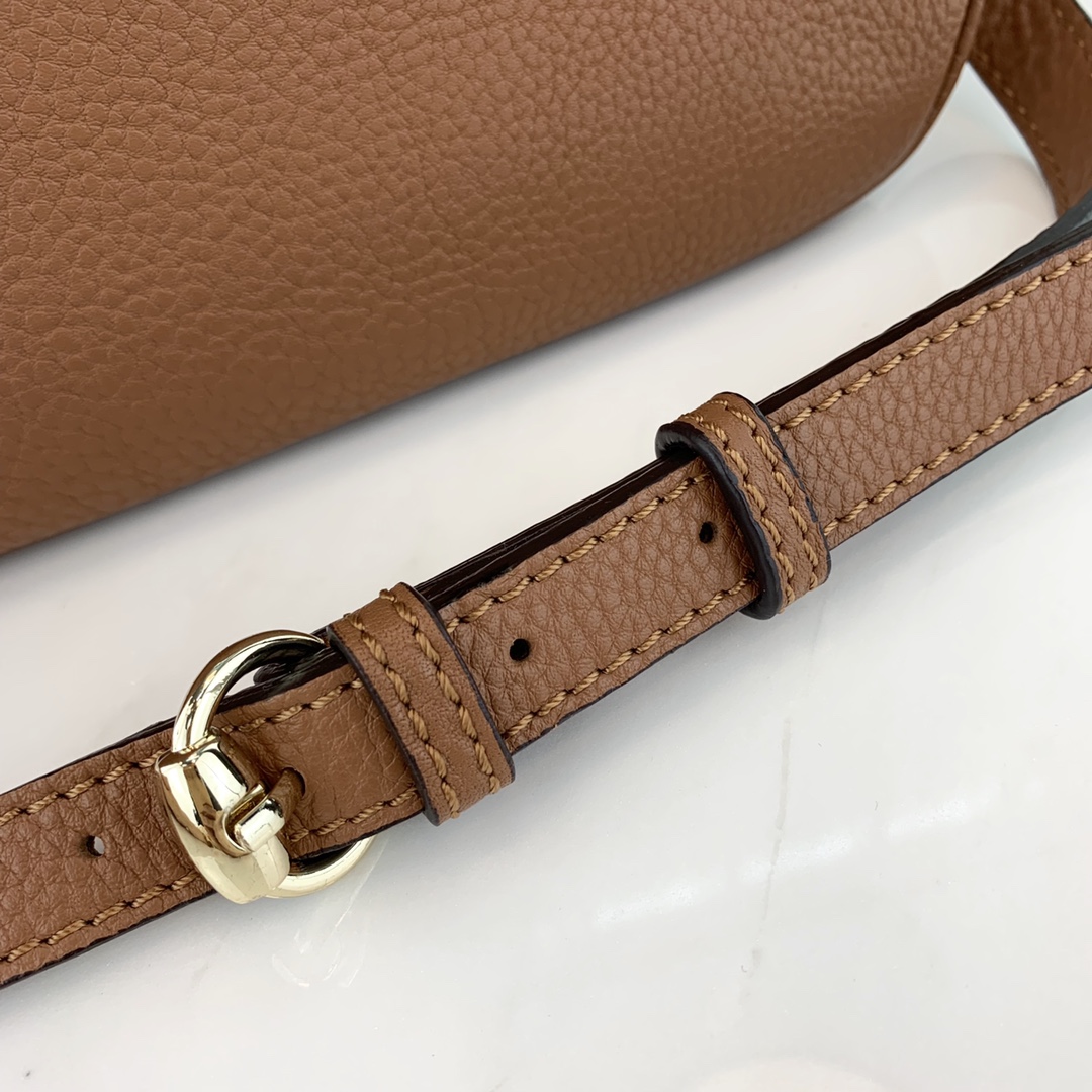 G*u*i soho -21*15*7cm