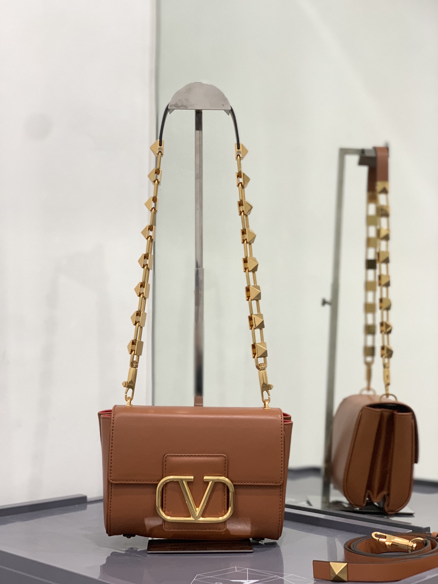 Va1e*ntin0 handbags-20*15*7cm