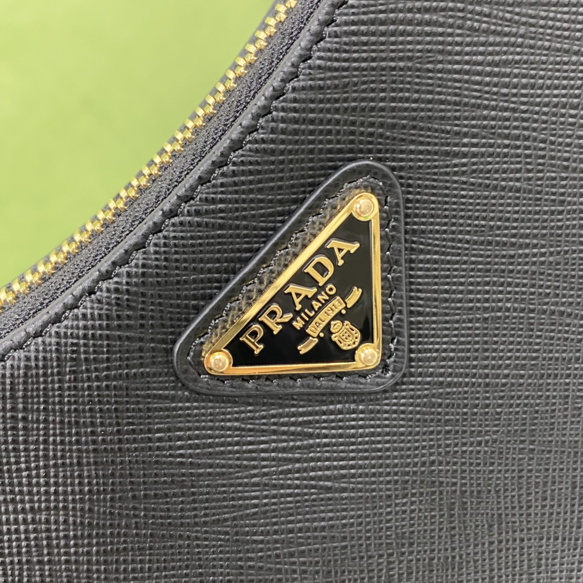 Prad 1BC204 Hobo-22x6x17CM