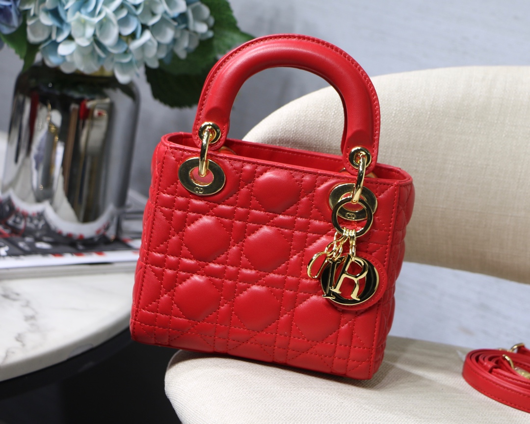 lady D*or mini-17*15*8cm