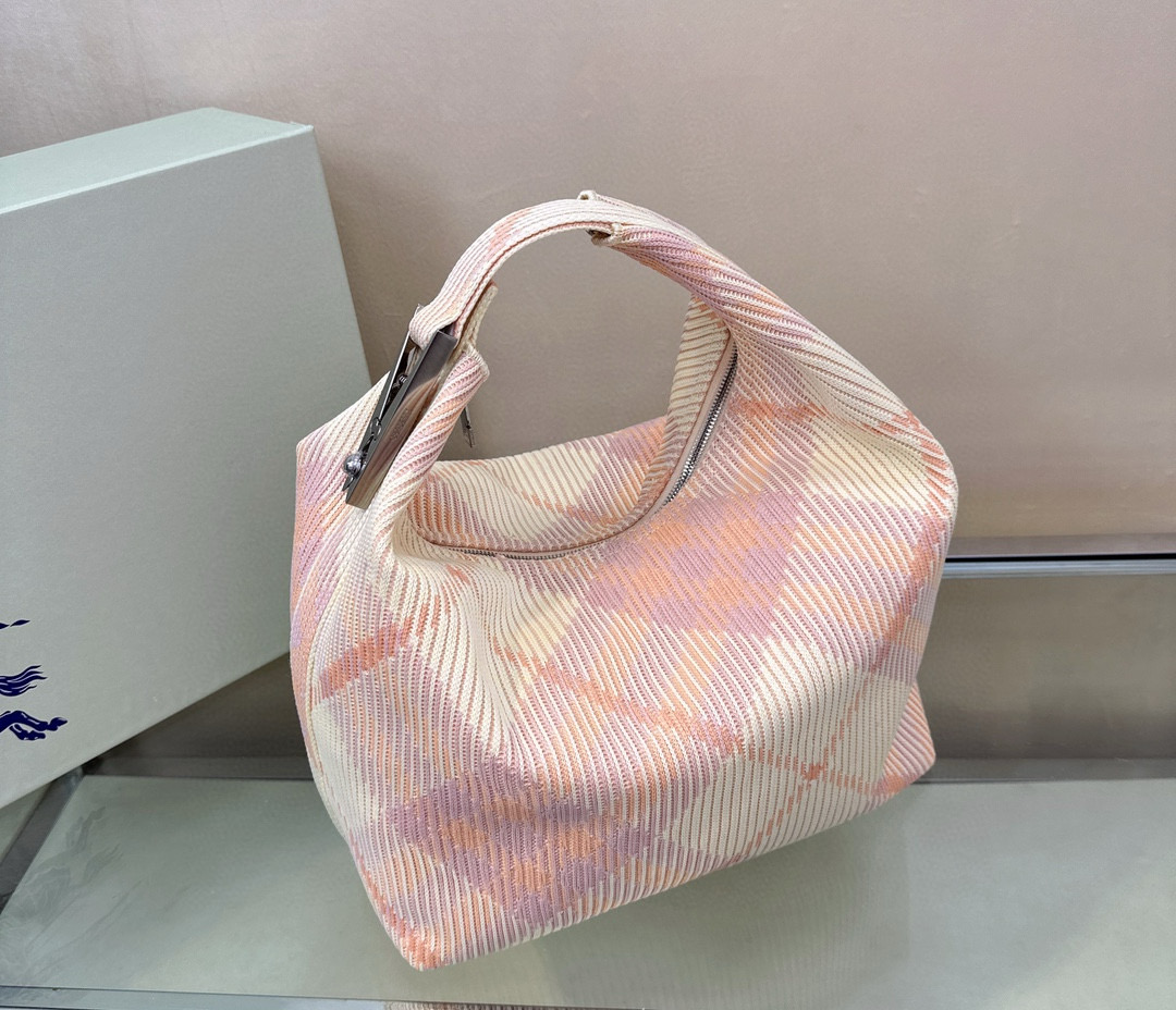 B**rry medium check hobo bag-28.5*16.5*33.5cm