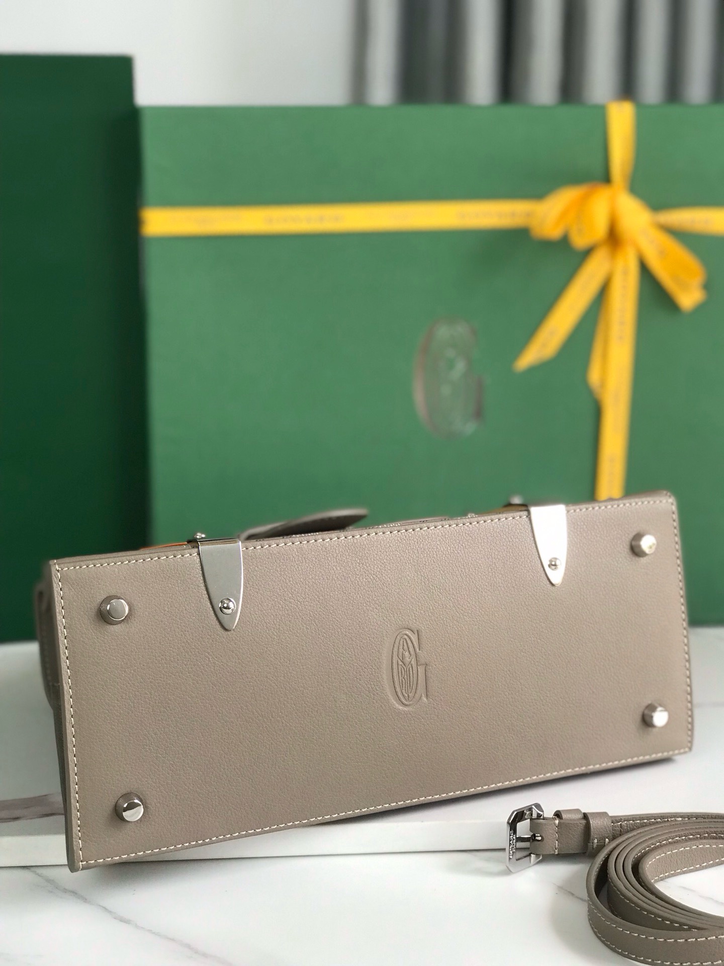 Go*ard saïgon bag-28*20*12cm