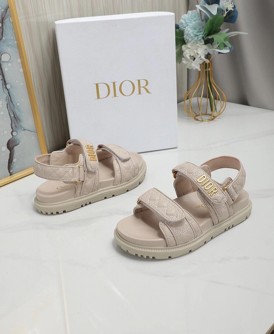 D*or sandals