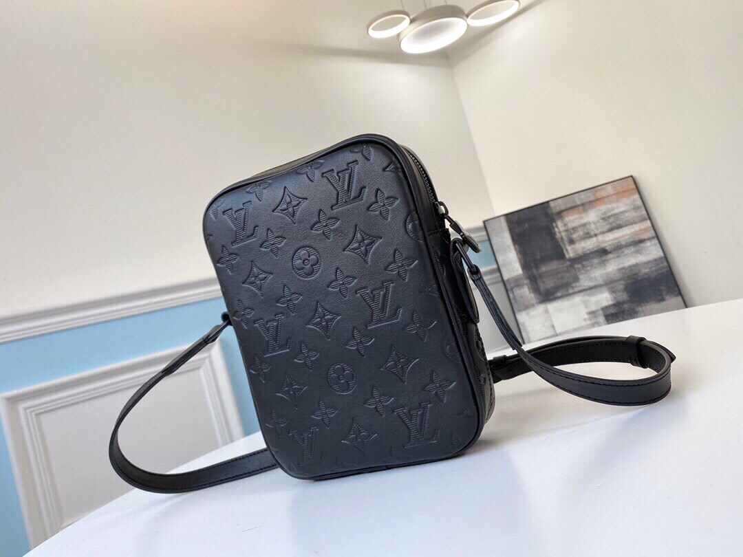 l0*is V*t0n danube handbags-16*21*6.5cm