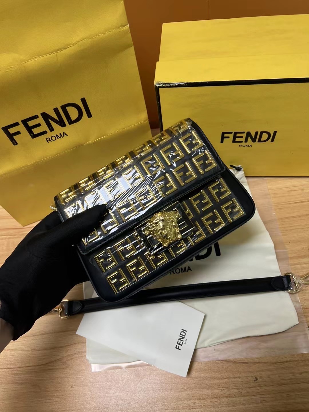 F**di &versace chain bag-20cm