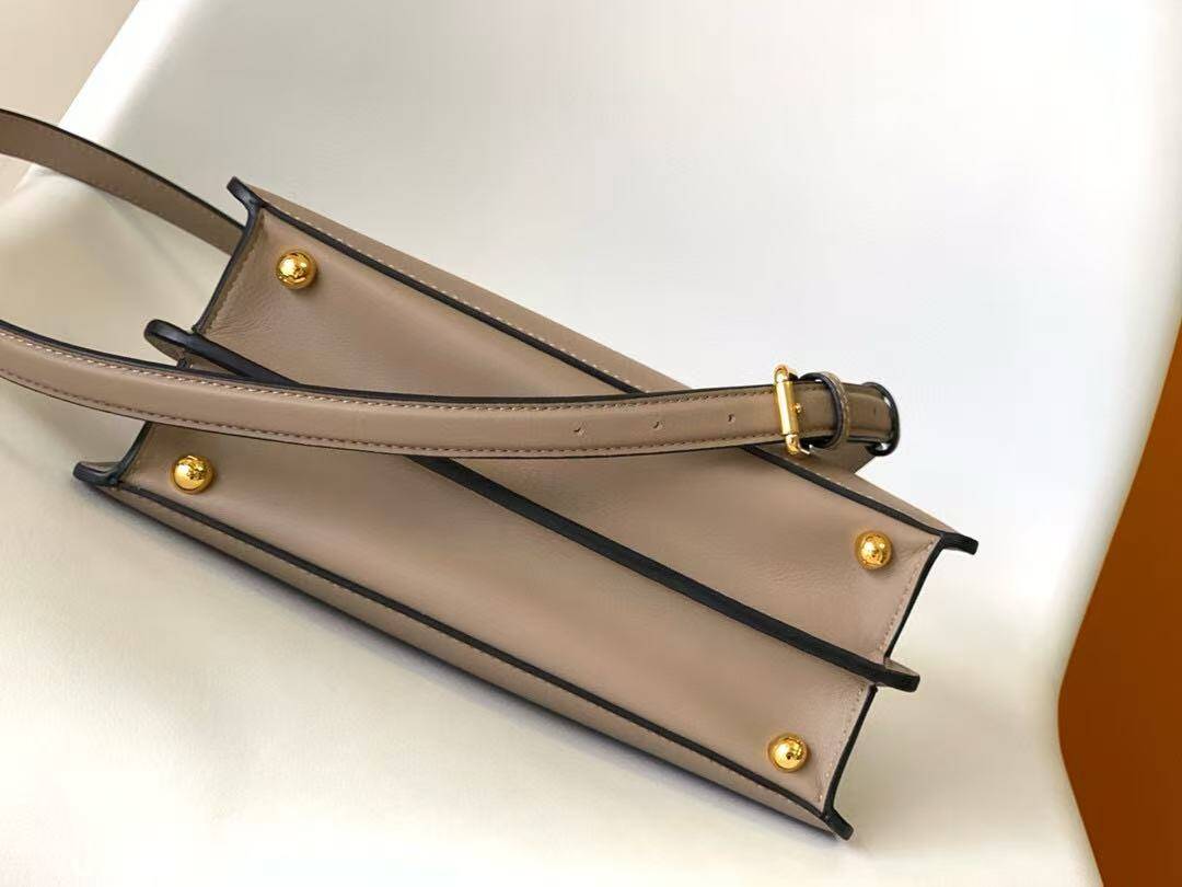 F**di peekaboo iseeu bag-20x11x15cm