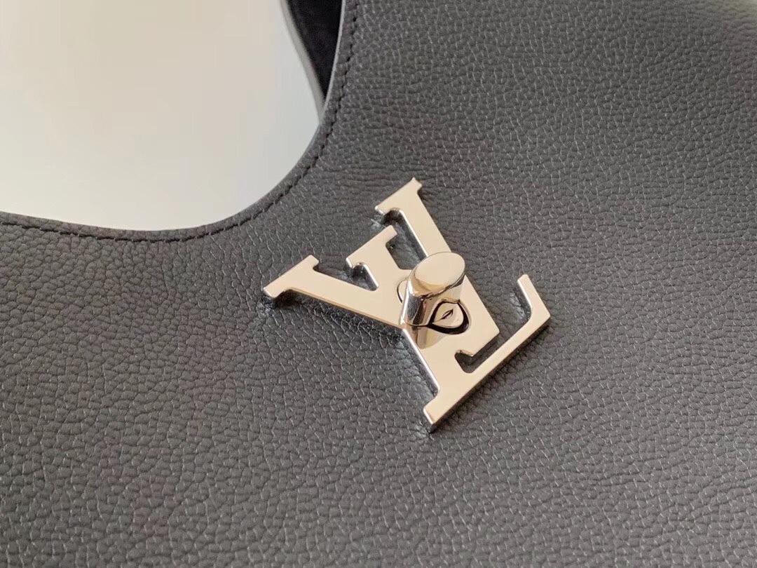 l0*is V*t0n lock me hobo-29.5*34*16cm