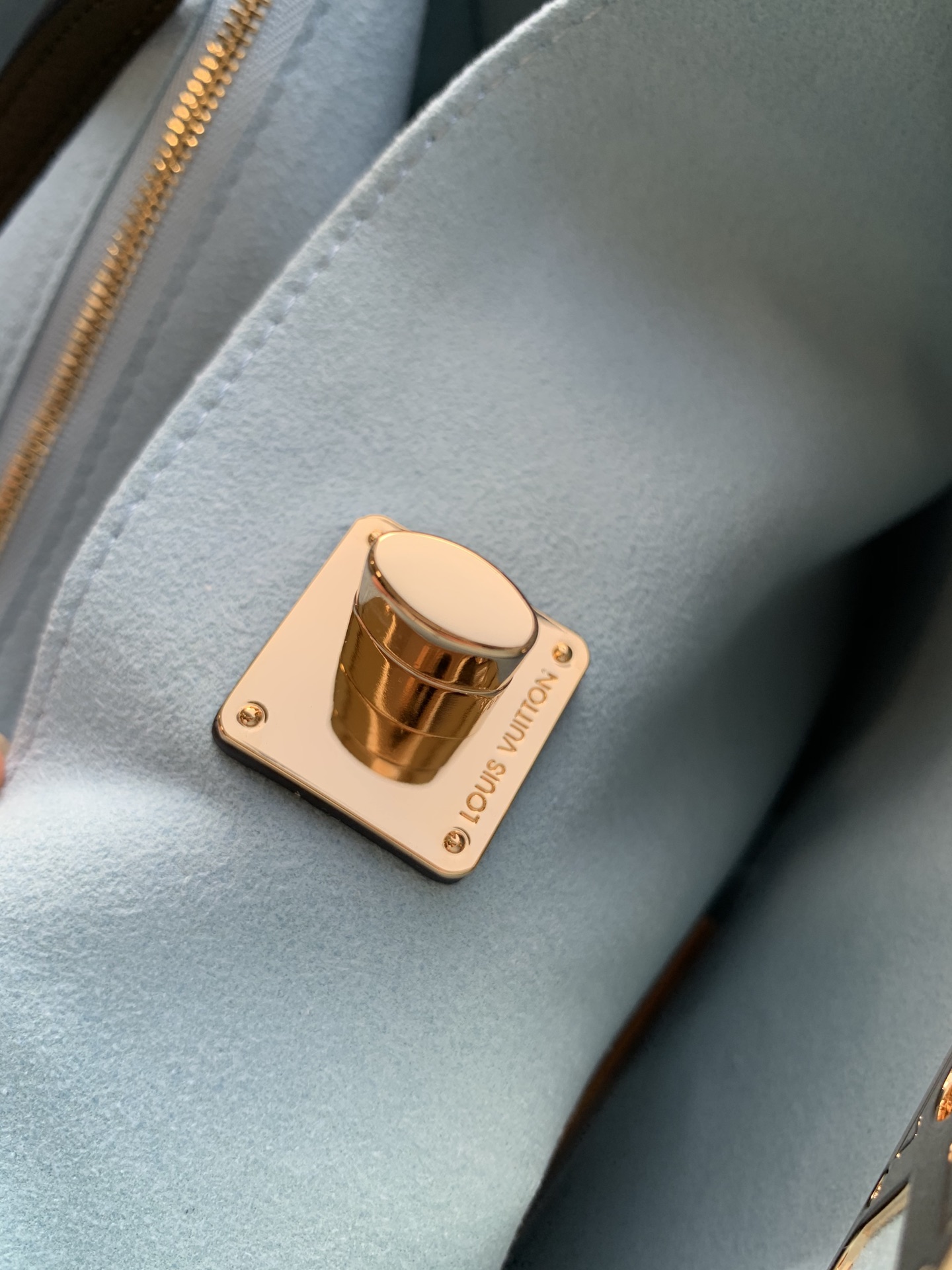 l0*is V*t0n lockme handbags m57345-42*28*15cm