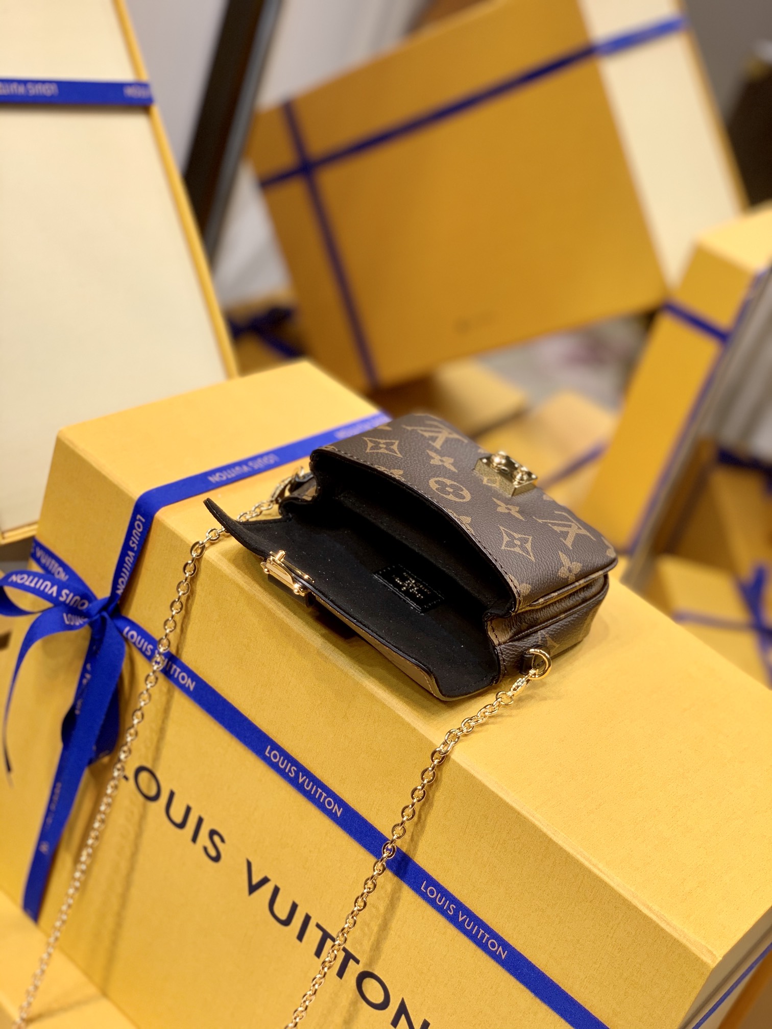 l0*is V*t0n micro metis handbags-14*11* 3.5 cm