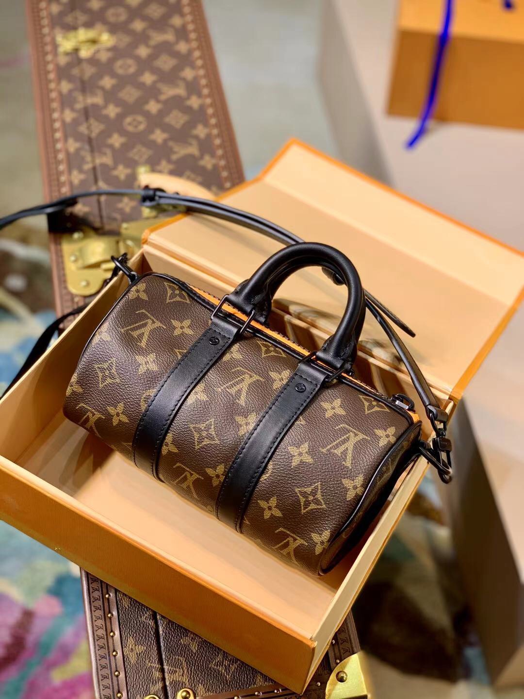 l0*is V*t0nzoooom with friends-21×10×12cm