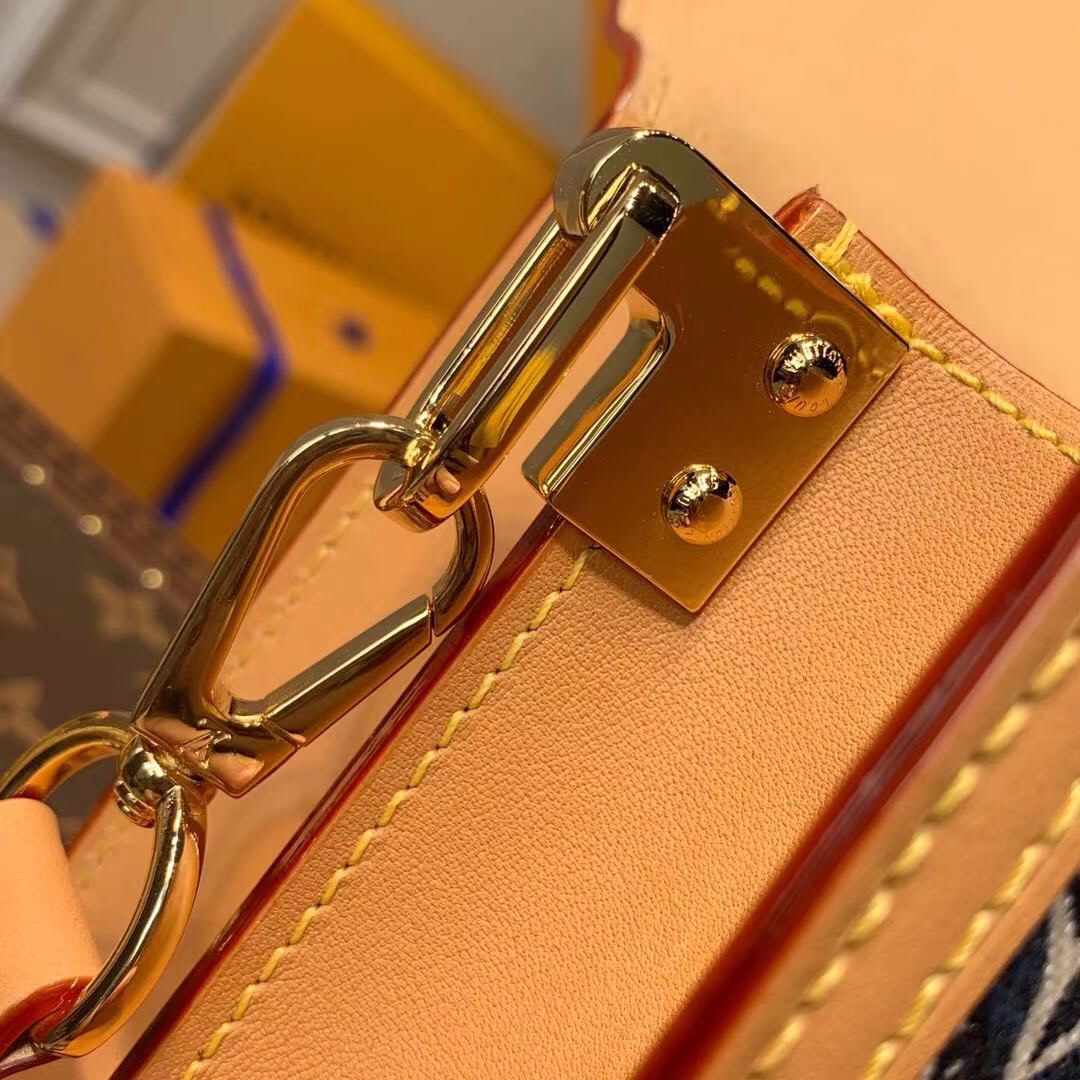 l0*is V*t0n since 1854 dauphine-20*15*9cm