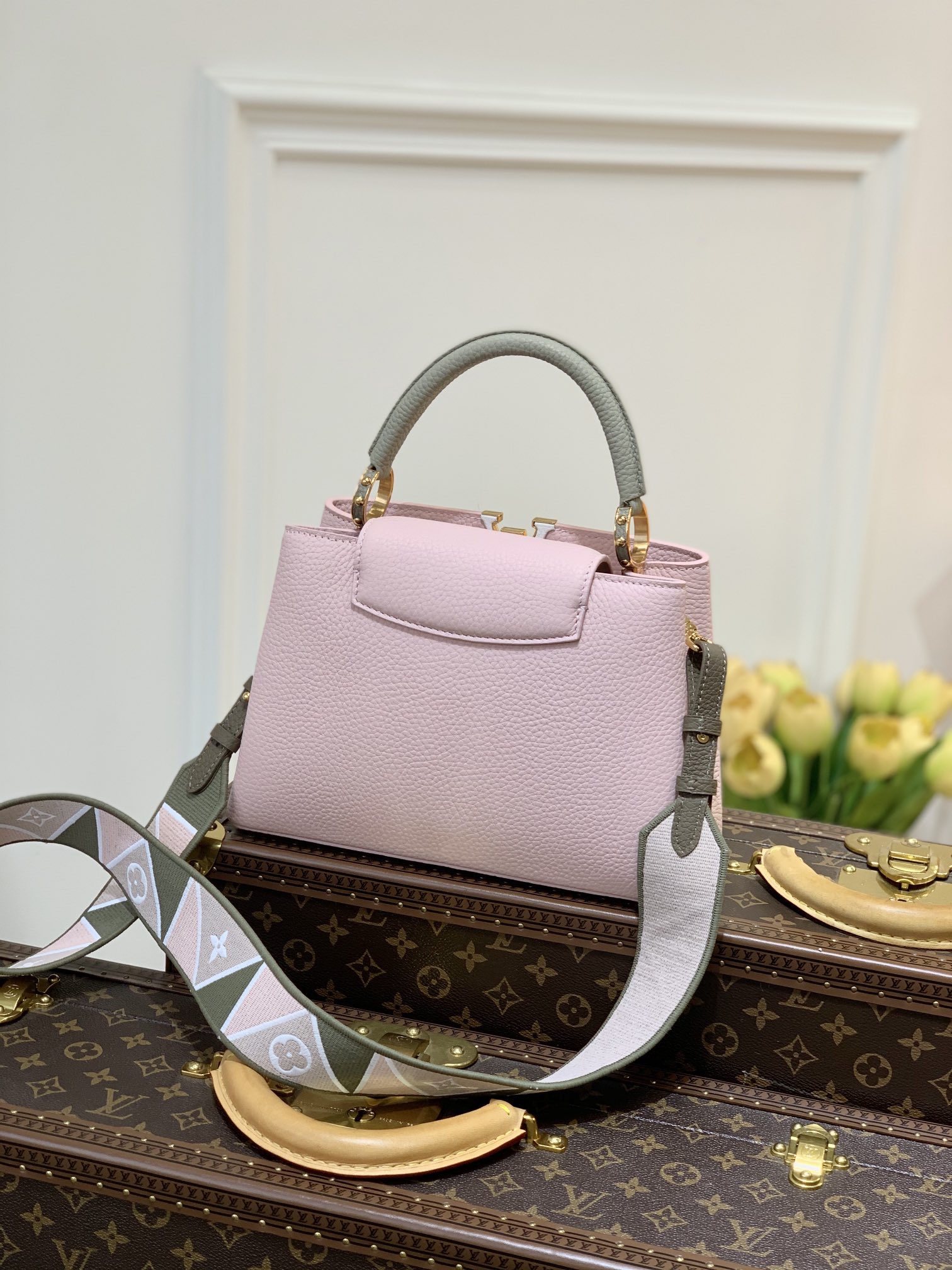 l0*is V*t0n capucines bb-27*18*9cm