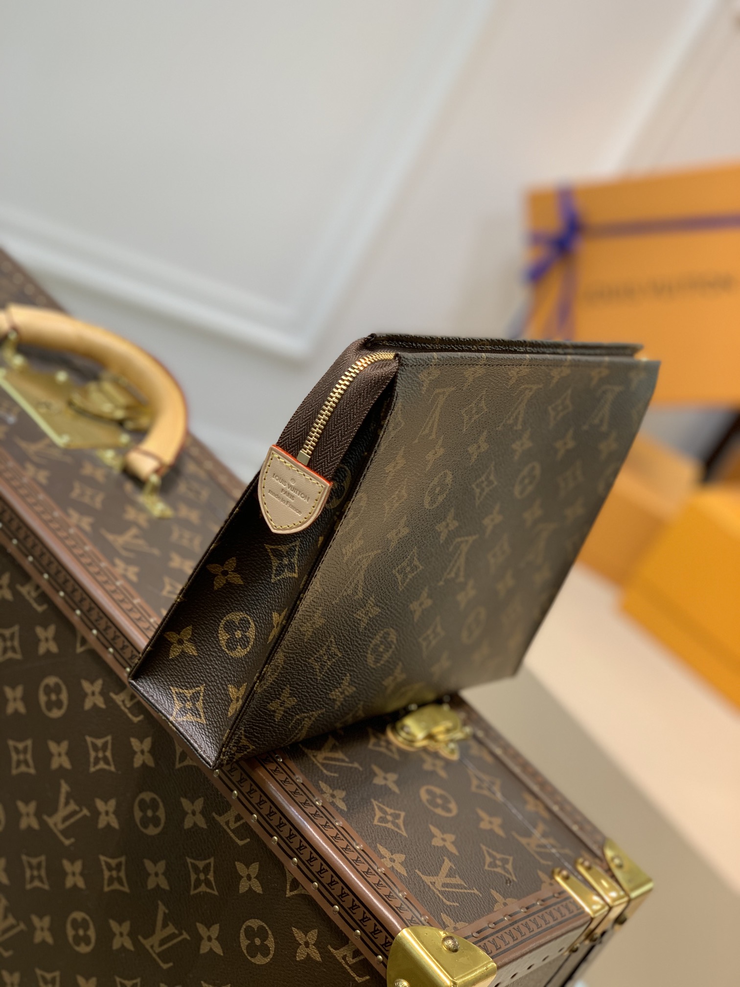 l0*is V*t0n toiletry pouch 26-26*20*5cm