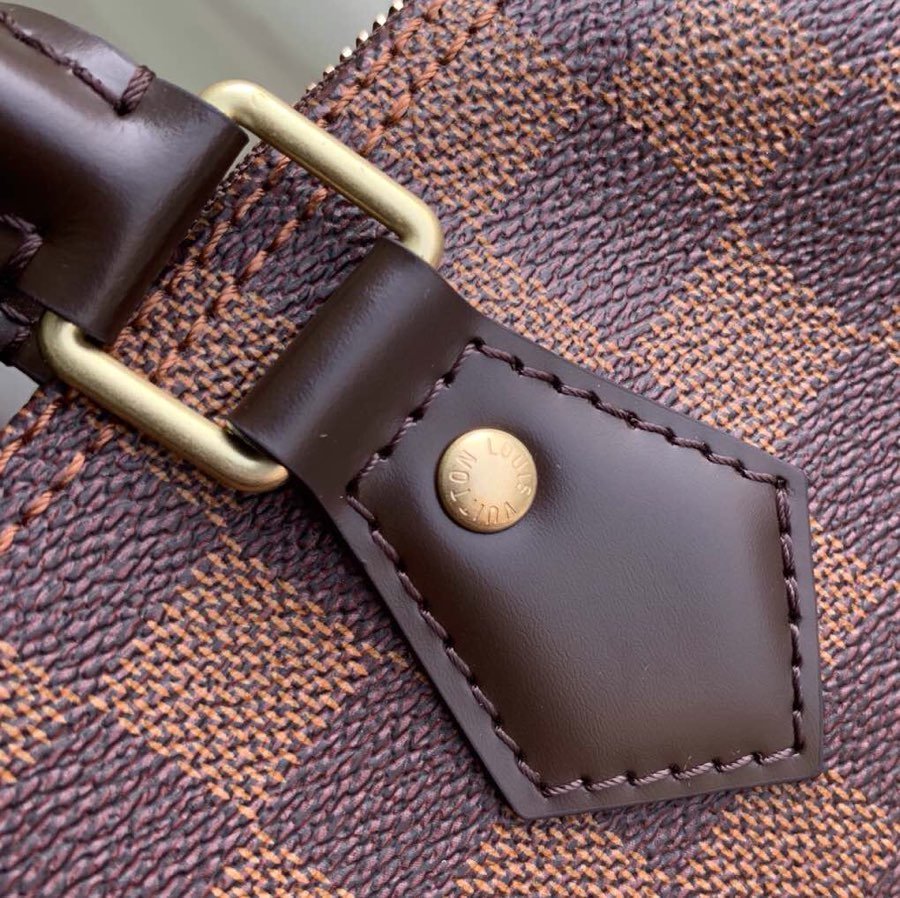 l0*is V*t0n speedy 25-25*19*15cm