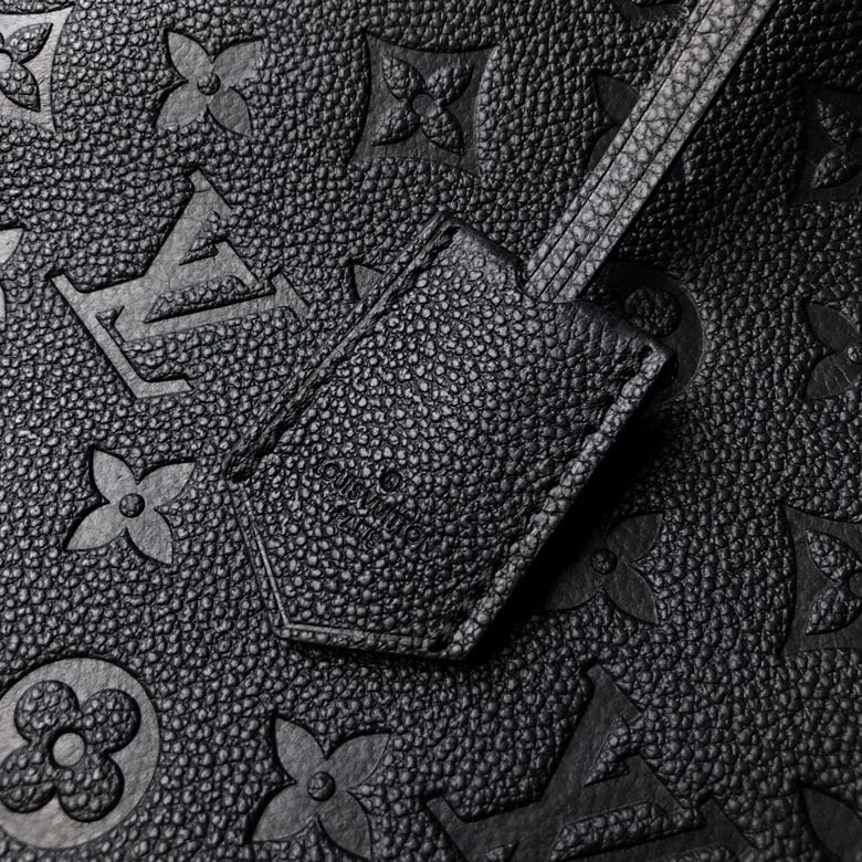 l0*is V*t0n montaigne mm-33*23*15cm