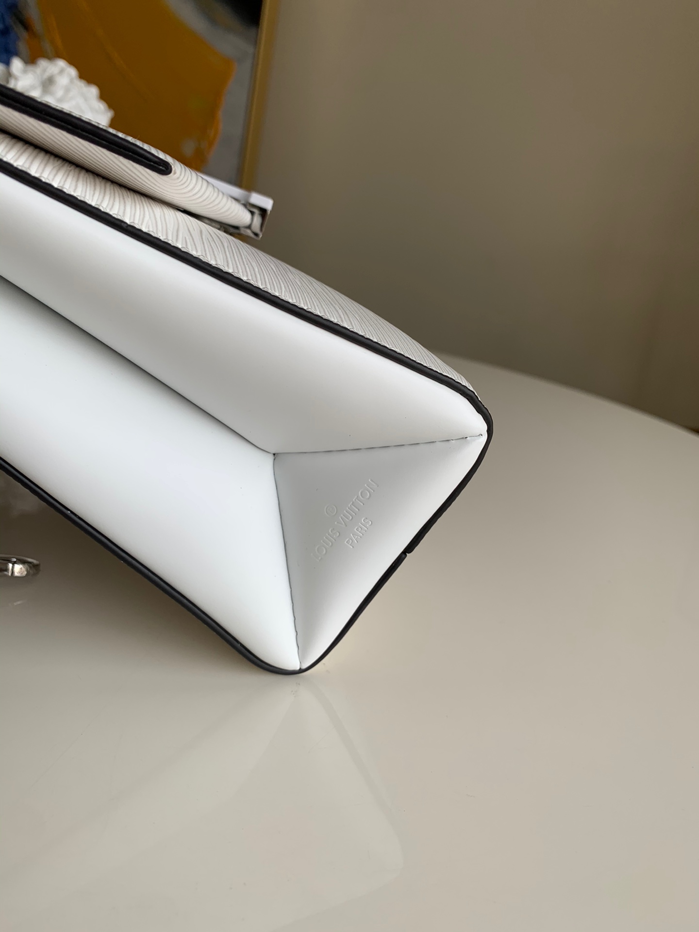 l0*is V*t0n pochette grenelle-23*16*8cm