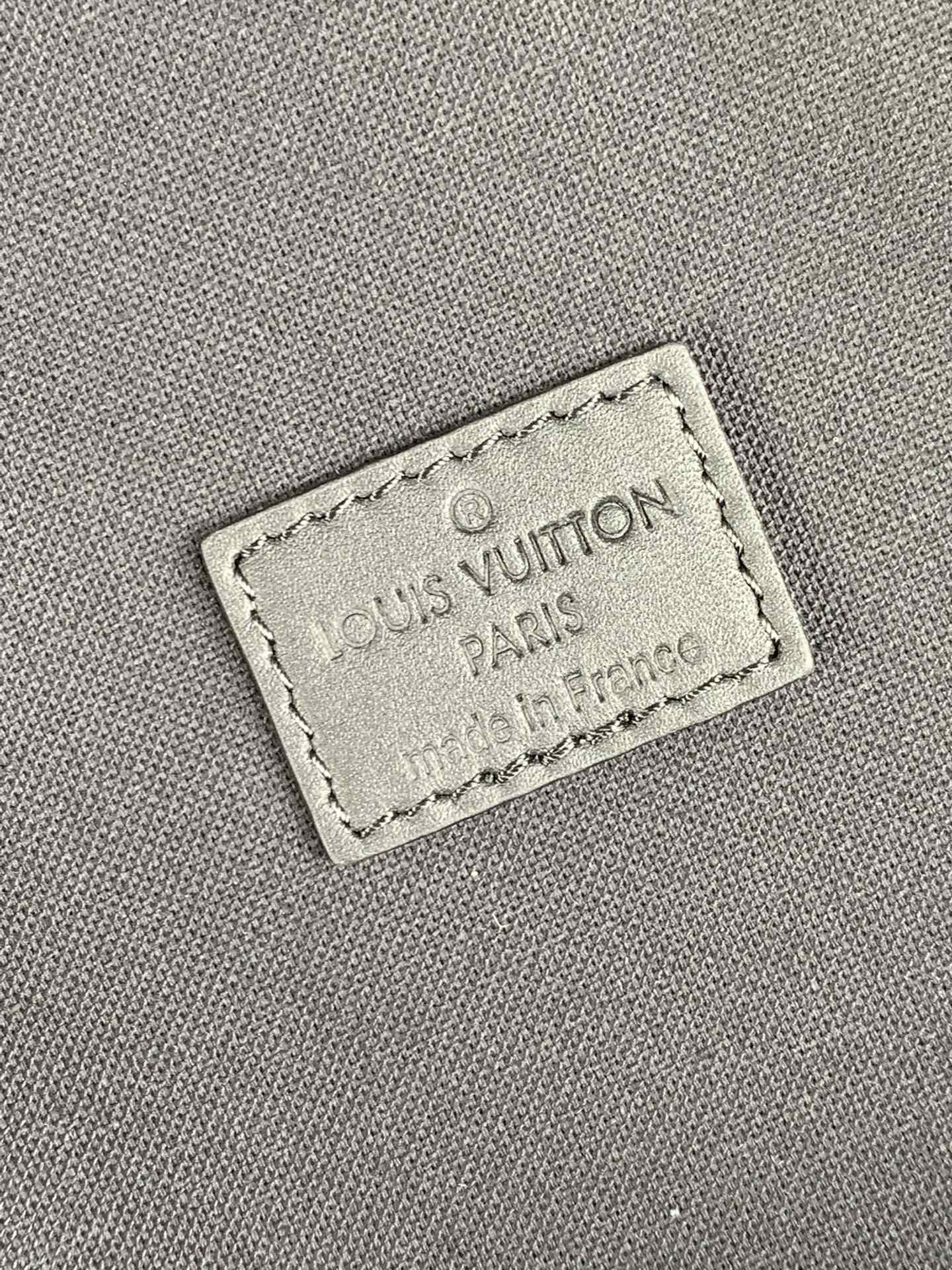 l0*is V*t0n michael damier infini onyx backpsck-29*42*13cm