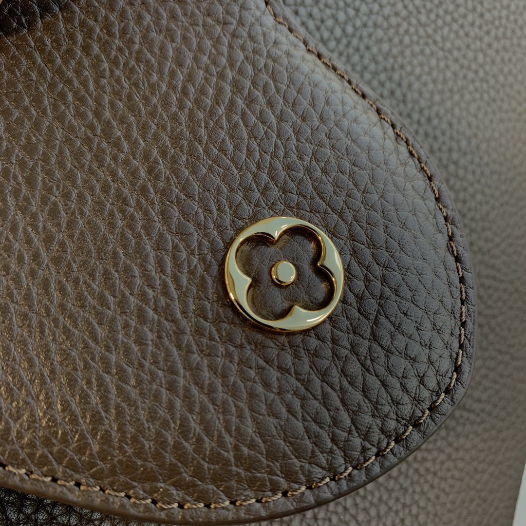 l0*is V*t0n capucines bag-31.5*20*11cm