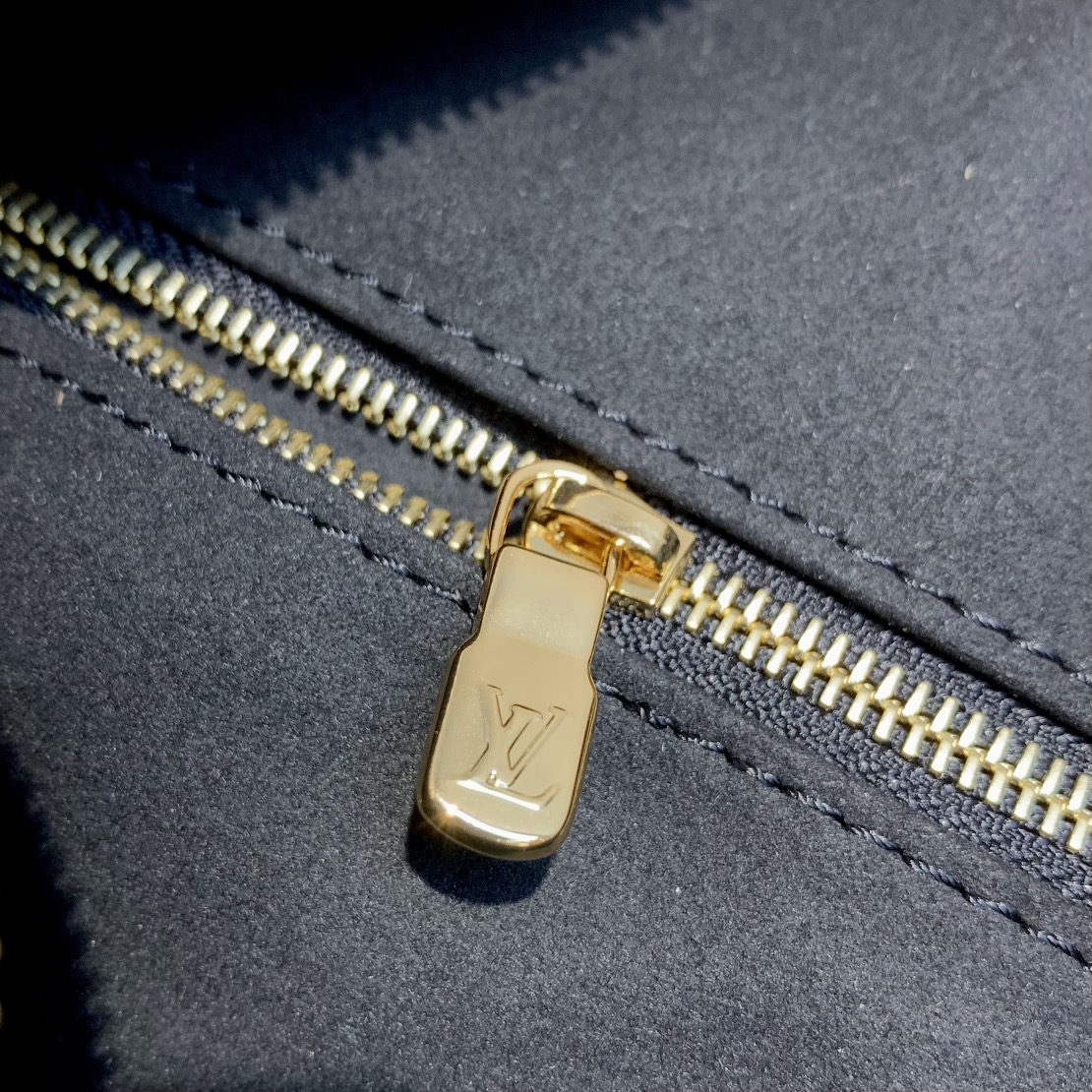 l0*is V*t0n marelle tote 38×30×10cm