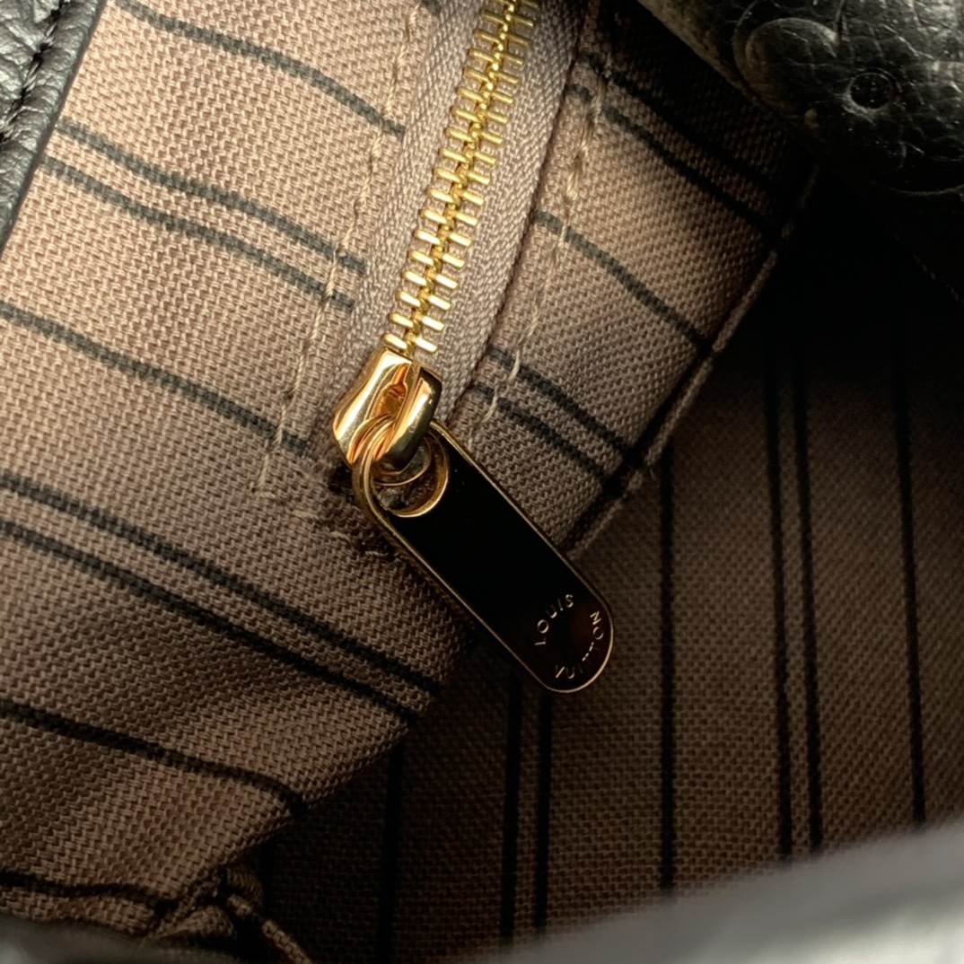 l0*is V*t0n artsy handbag-black-47*32*22cm