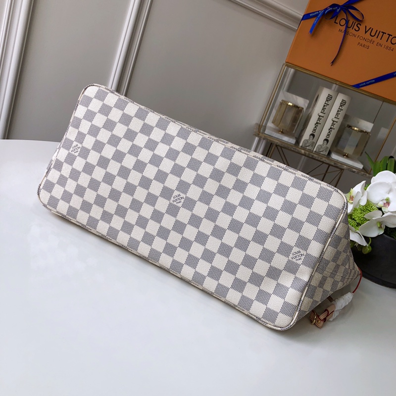 l0*is V*t0n neverfull gm ( beige inside) -40*33*20cm