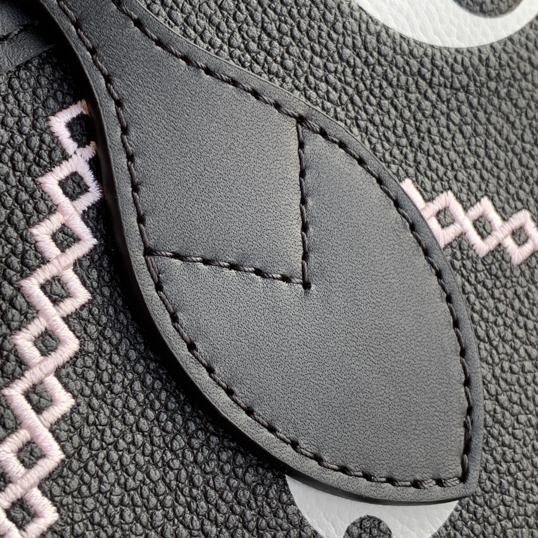 l0*is V*t0n neverfull wild at heart-32*29*17cm