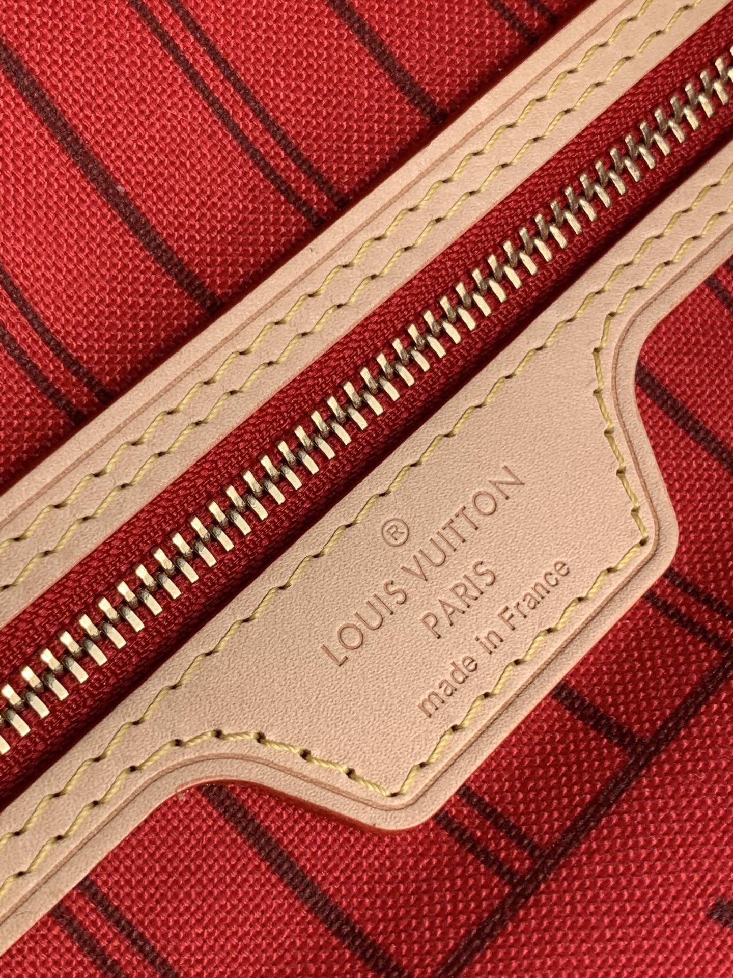 l0*is V*t0n neverfull pm -29×21×12cm