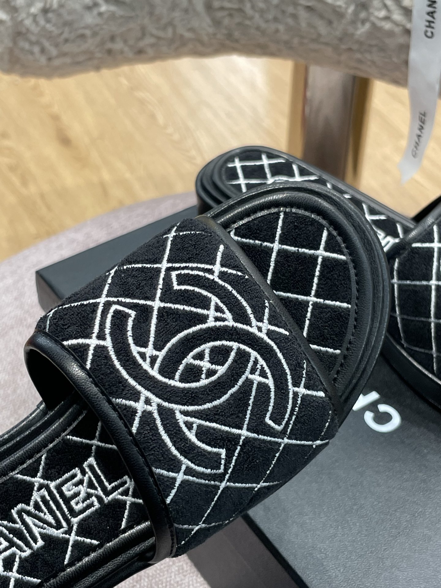 Ch@nel 2022ss Slides