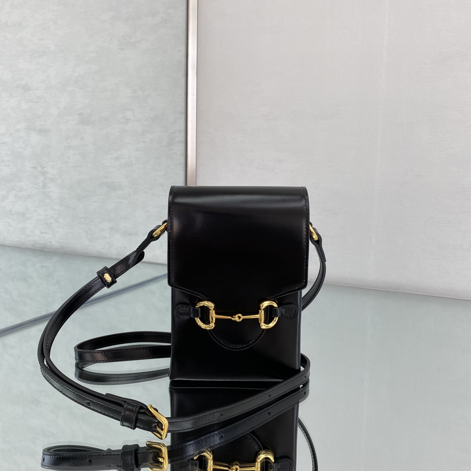 G*u*i liberty 1955 handbag-17x11x4cm