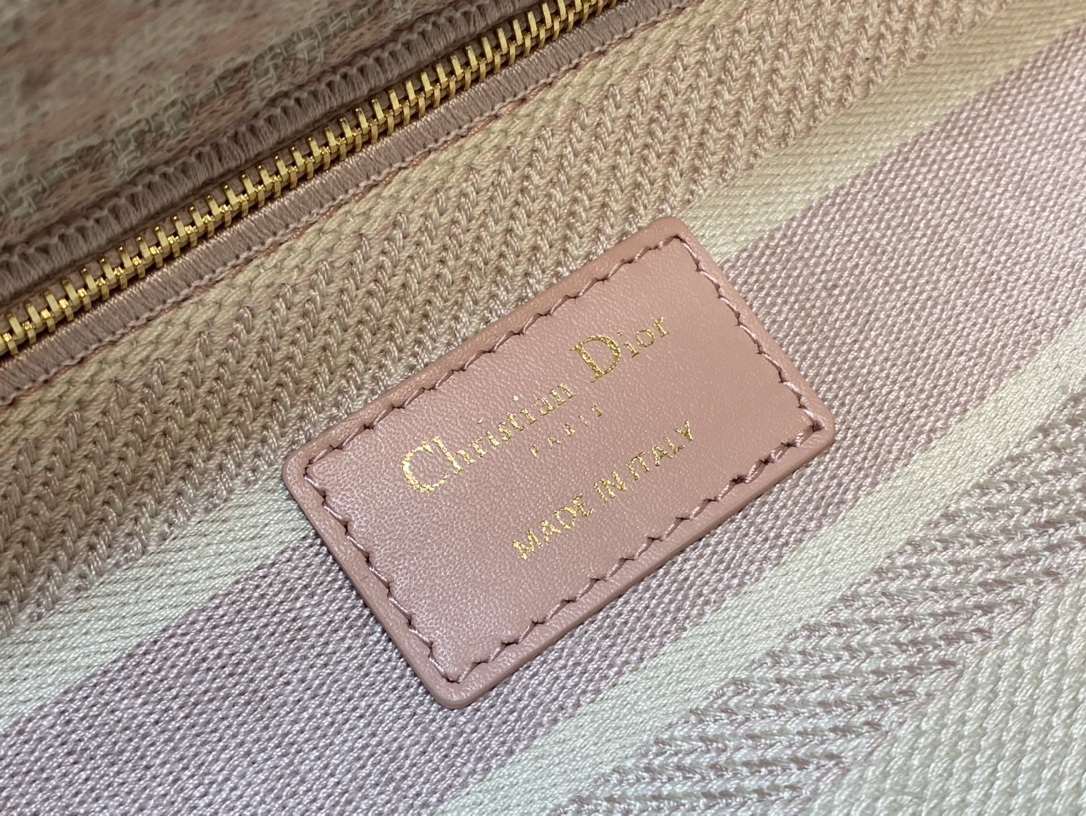 lady D*or handle bag-24cm