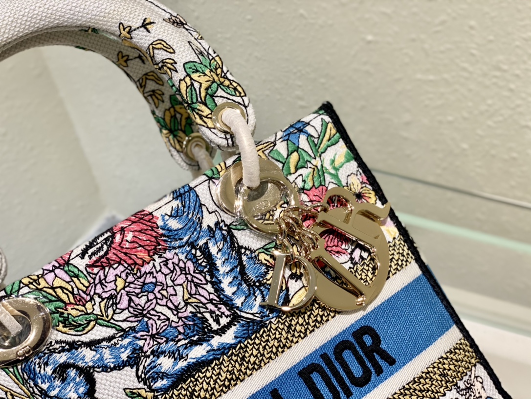 lady D*or handle bag-24cm