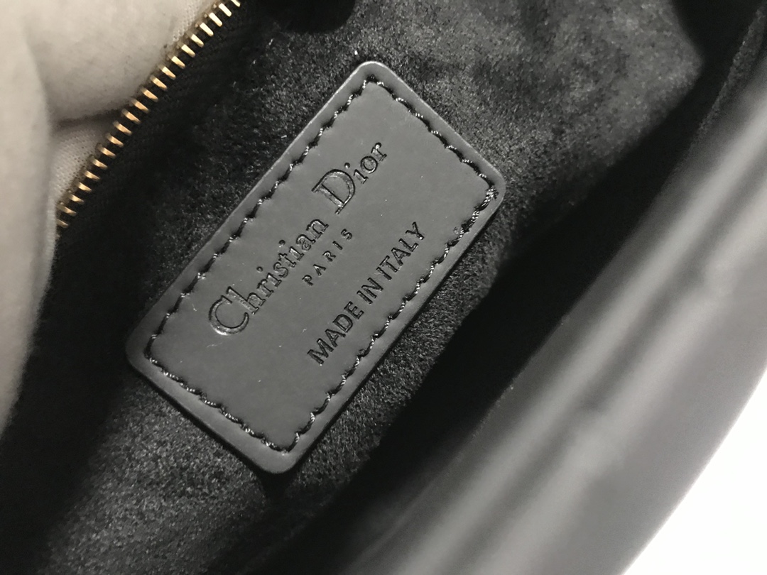 lady D*or handle bag-24cm