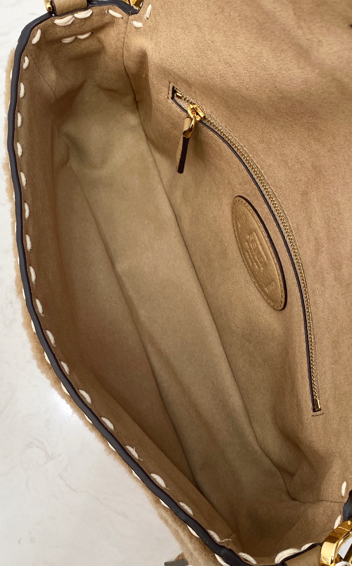 F**di medium baguette bag-27×6×15cm