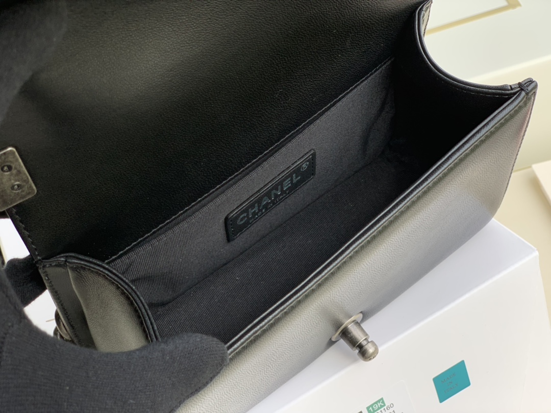 Ch@nel Boy Bag-Lambskin-20CM