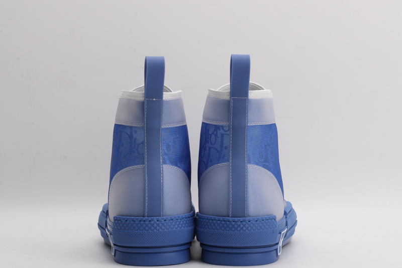 D*or high-top sneakers