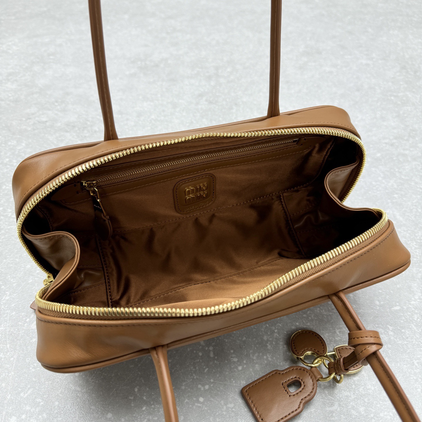 M1um1u top handbags-28*11.5*8cm