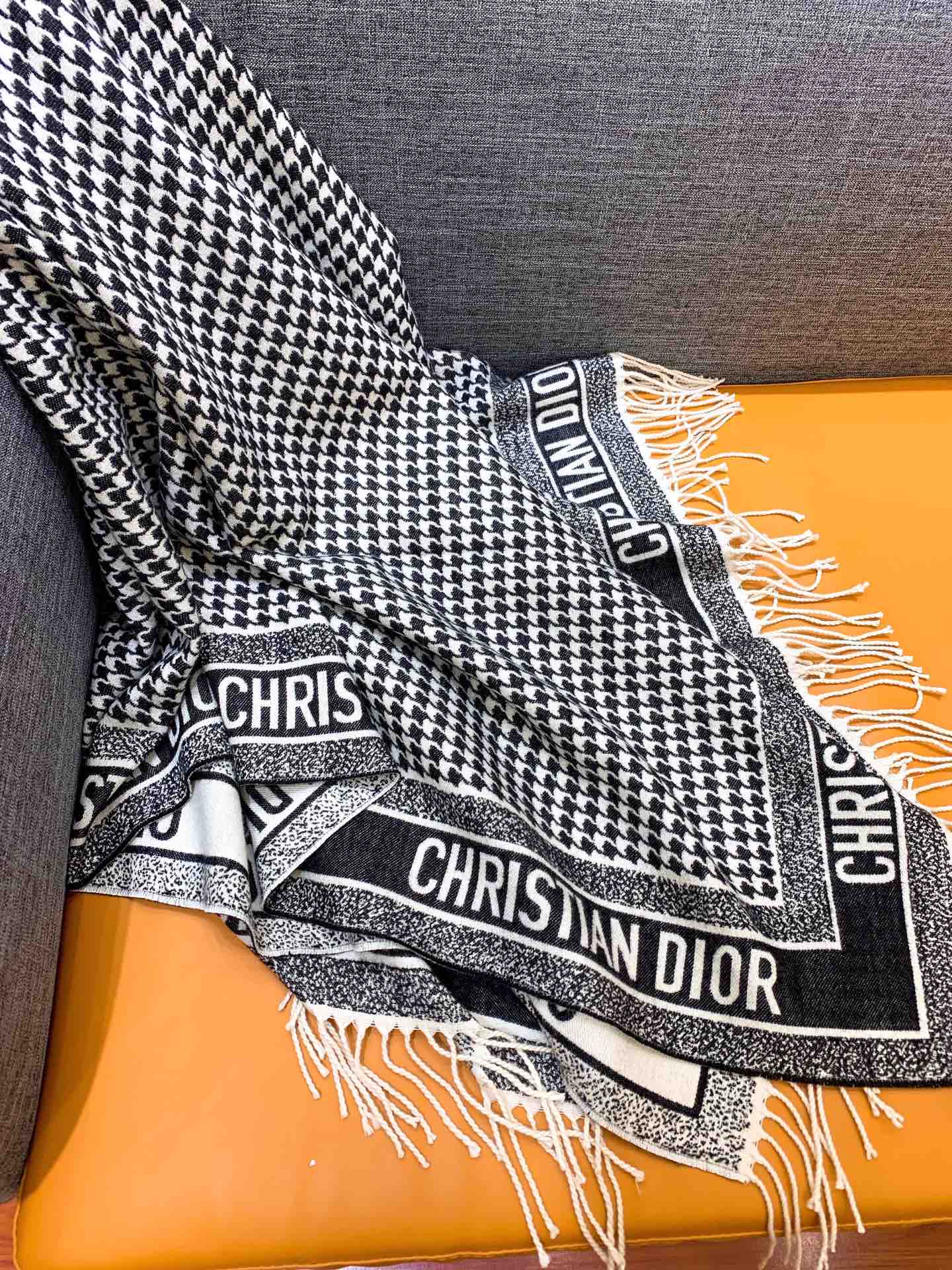 D*or blanket-140 x 140cm