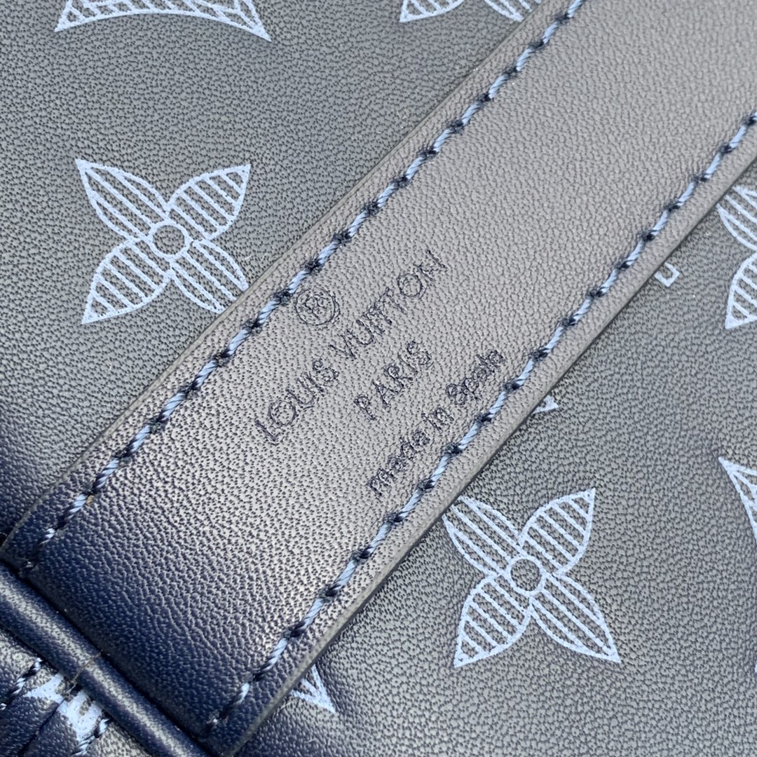 l0*is V*t0n keepall bandouliÈre 50-50 x 29 x 23cm