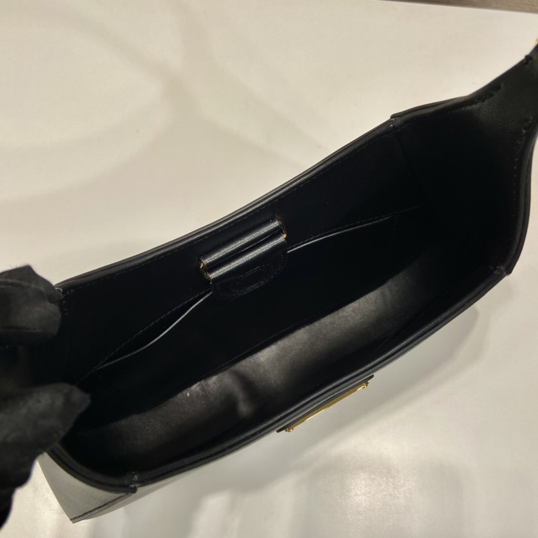 Pra*a cleo 1bc179 shoulder bag-27*19*5cm