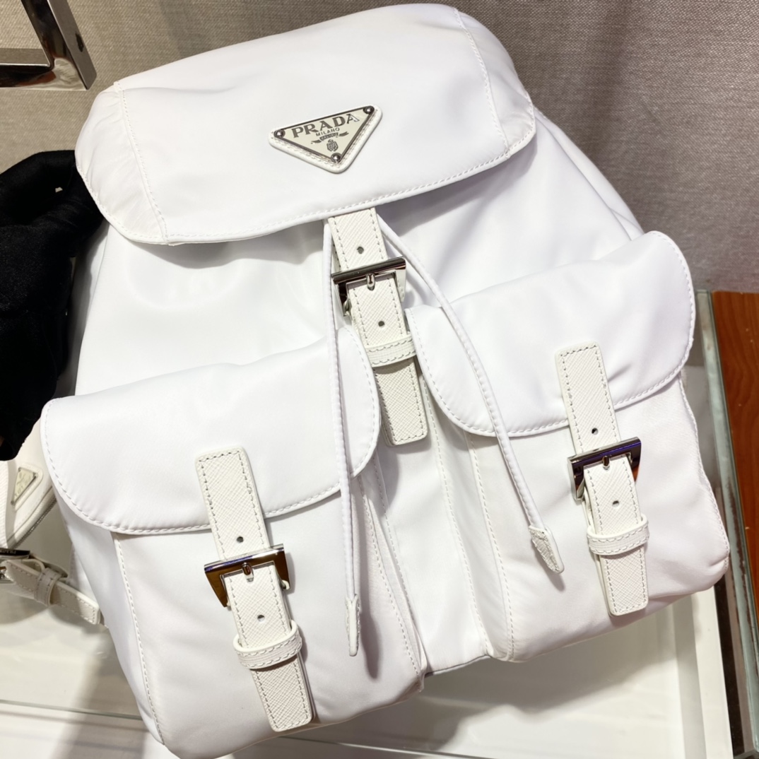 Pra*a backpack 1bz811-30*32*15cm