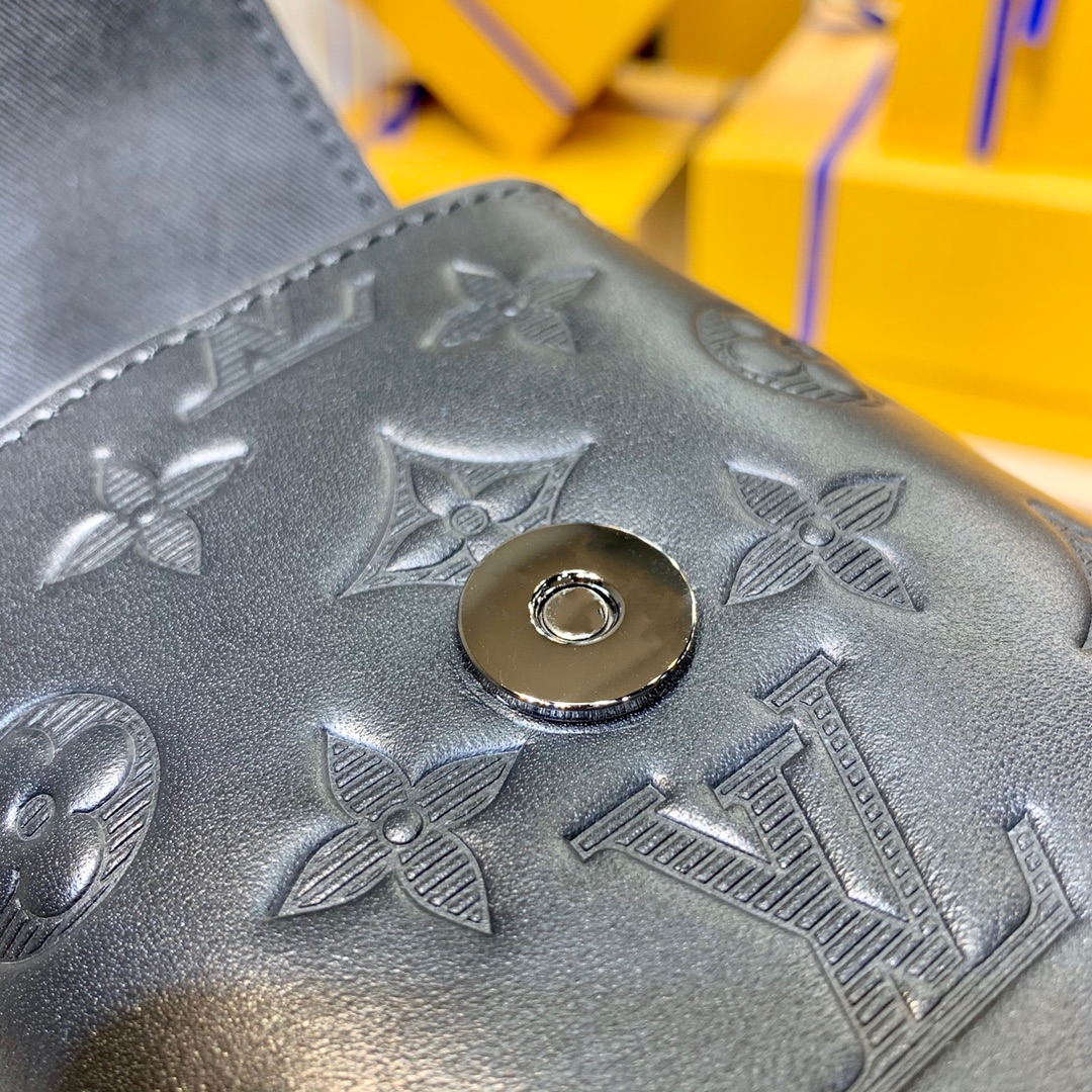 l0*is V*t0n flap double-m81005-11*18*8cm