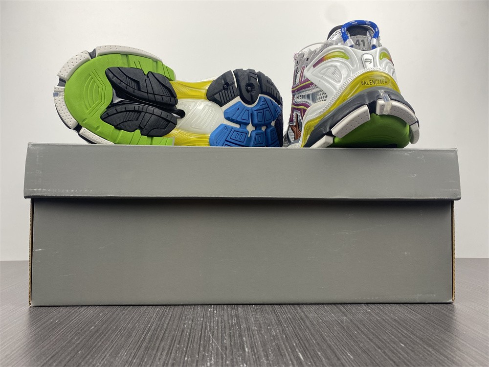 Ba*len*cia*ga runner sneakers